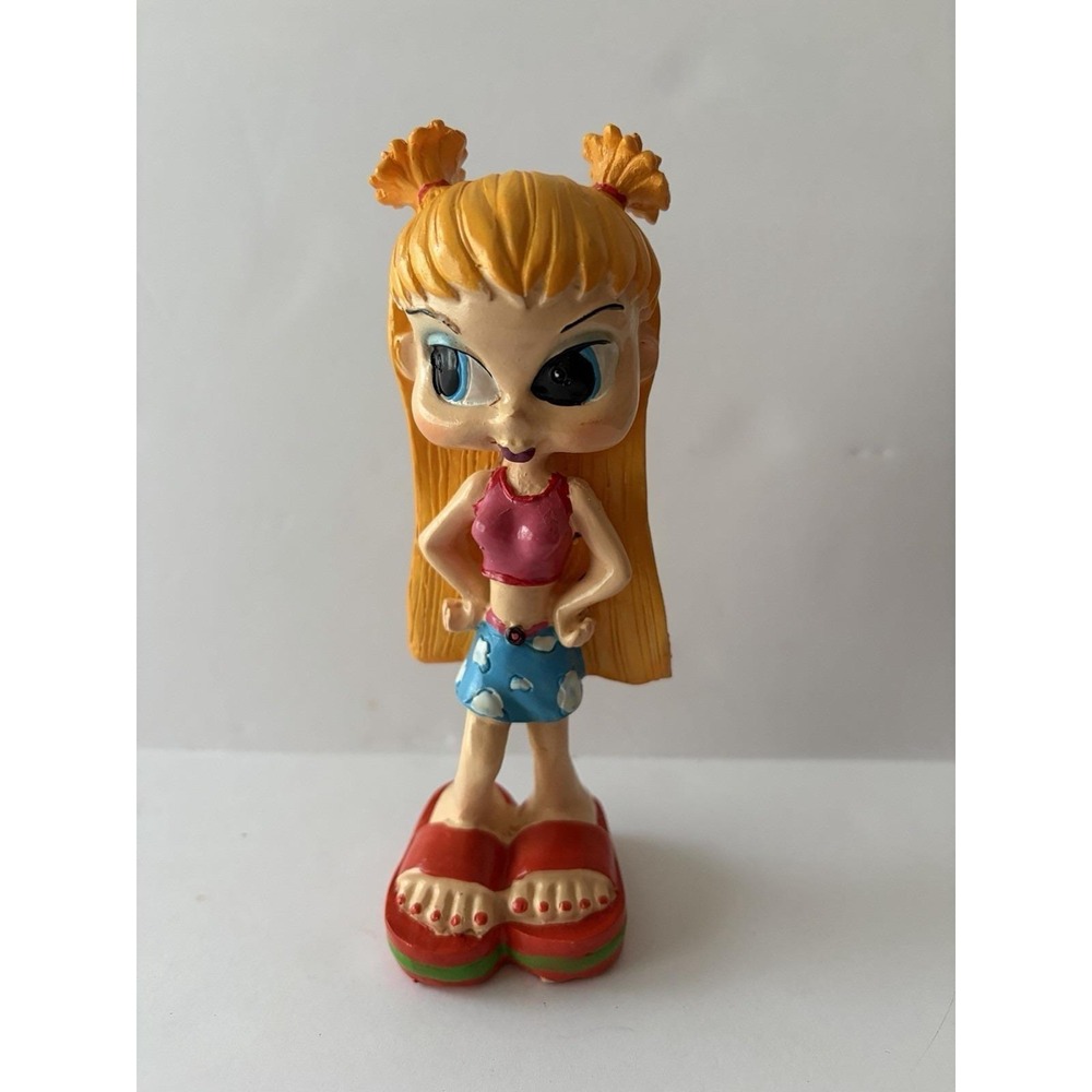 Resin Figurine Sassy Girl Big Eyes Pigtails‎ Pink Top Blue Shorts Flip Flops 6in